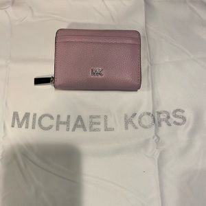 Michael Kors wallet pale lilac